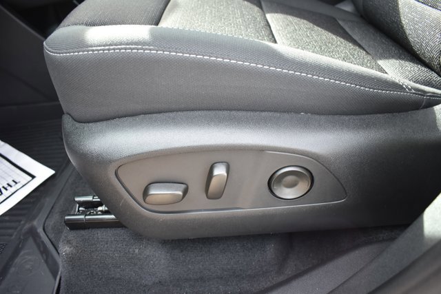 New 2026 Chevrolet Traverse LT w/ Sun and Wheel Package image 13