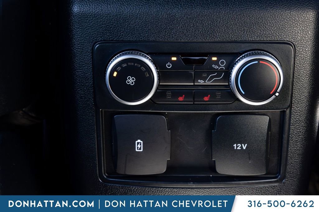 Used 2020 Ford Explorer XLT w/ Equipment Group 202A RWD image 18