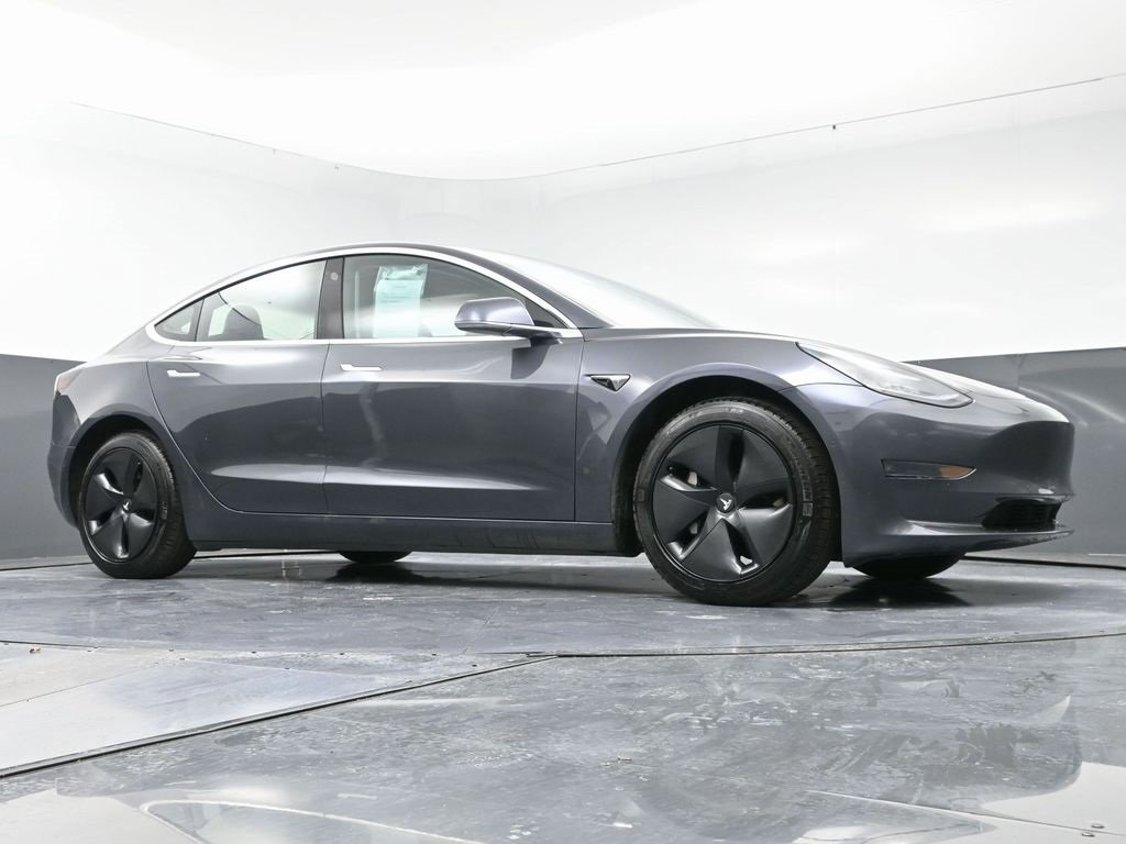 Used 2018 Tesla Model 3 Long Range image 52