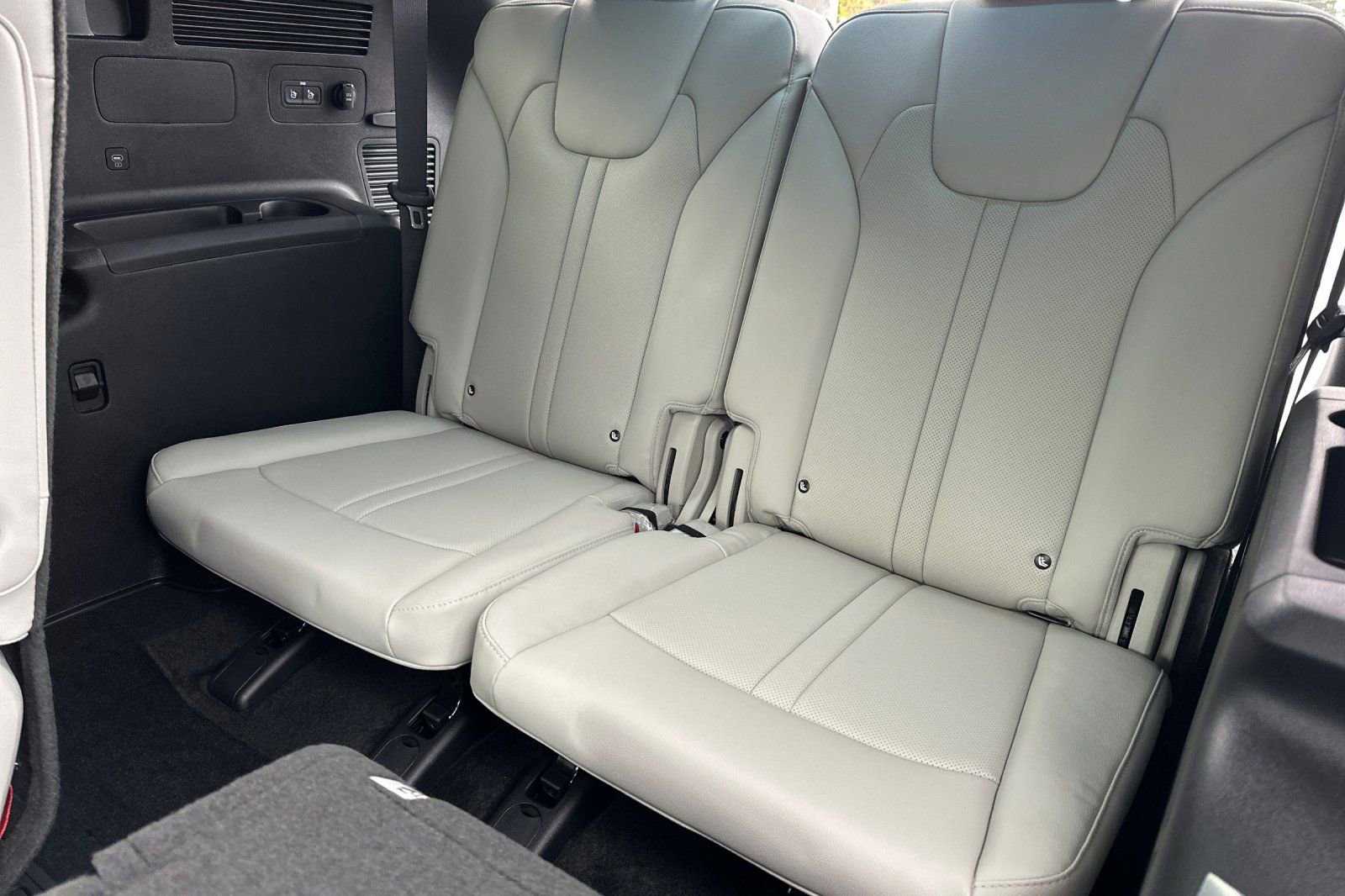 New 2026 Kia Sorento SX Prestige image 15