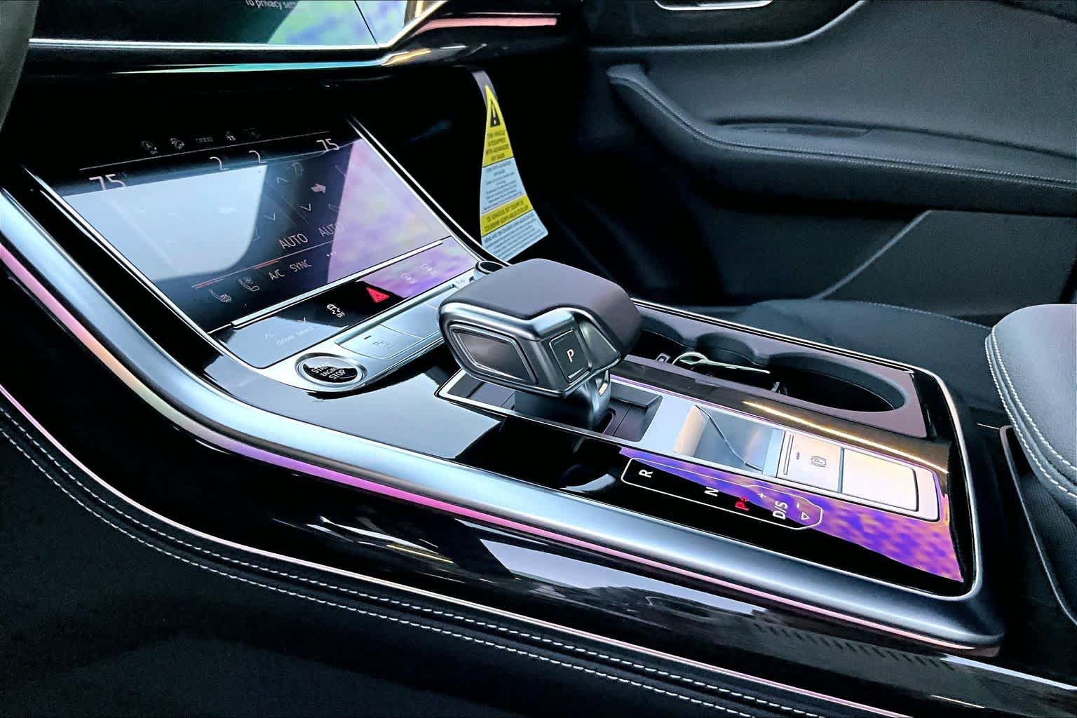 New 2027 Audi Q8 Premium Plus AWD/4WD image 7