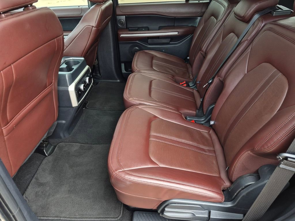 Used 2024 Ford Expedition Limited AWD/4WD image 38