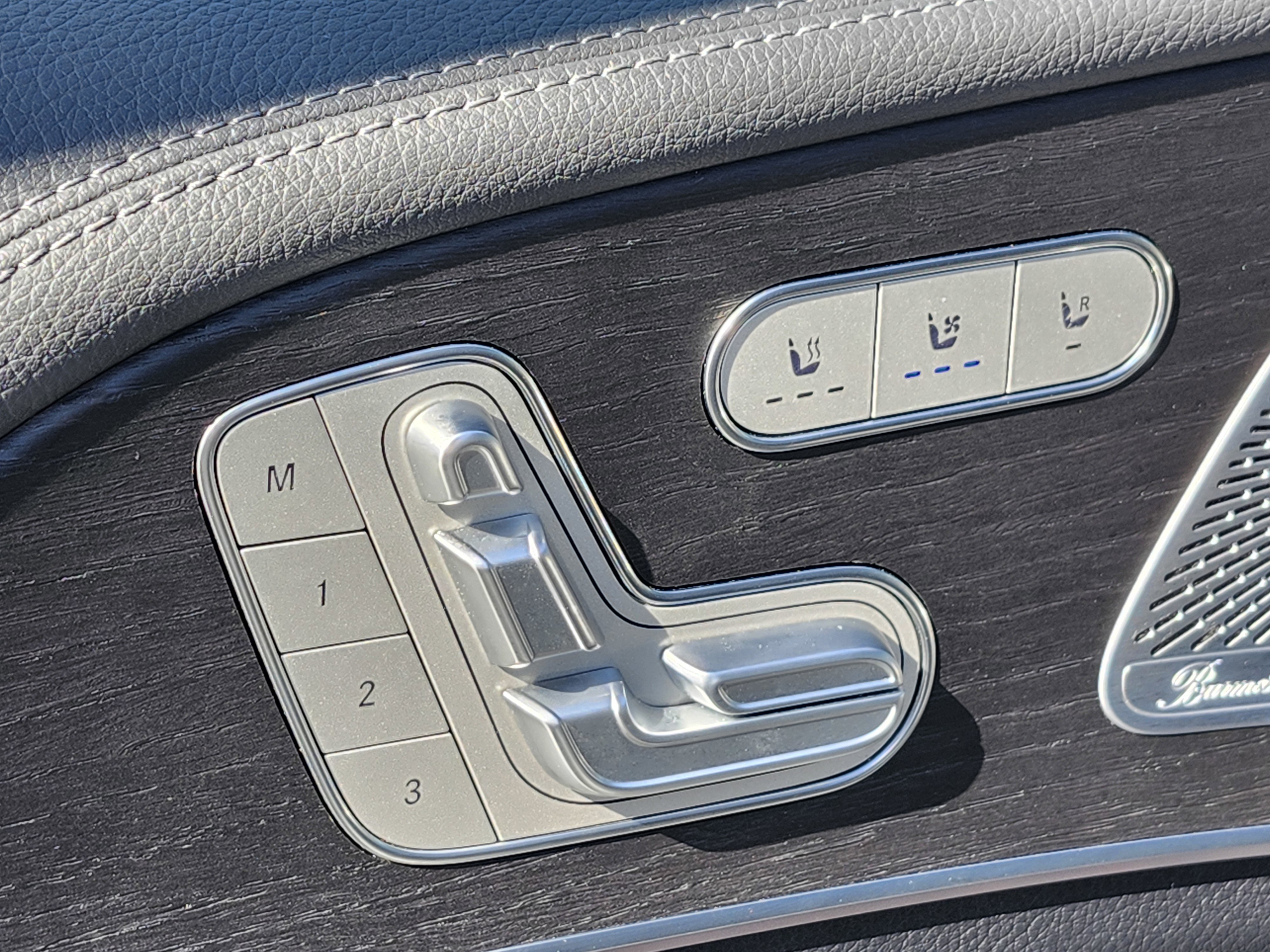 Used 2020 Mercedes-Benz GLS 580 4MATIC image 25