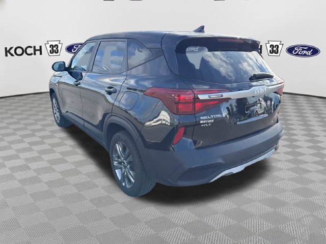 Used 2023 Kia Seltos LX AWD/4WD image 6
