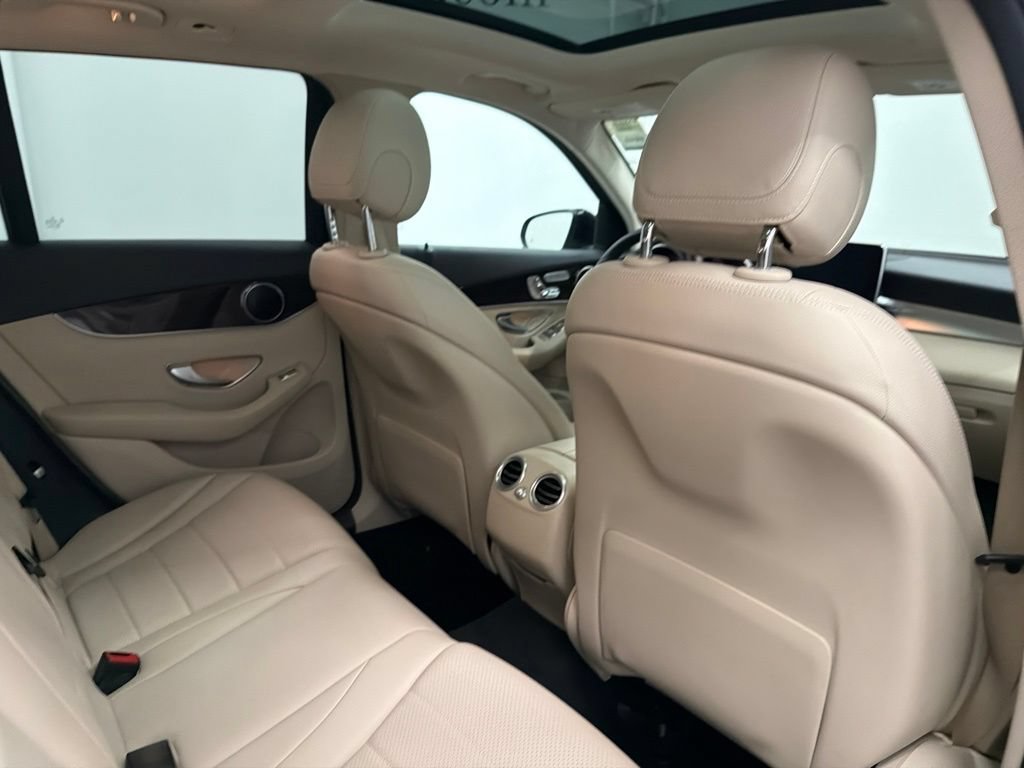 Used 2016 Mercedes-Benz GLC 300 image 23