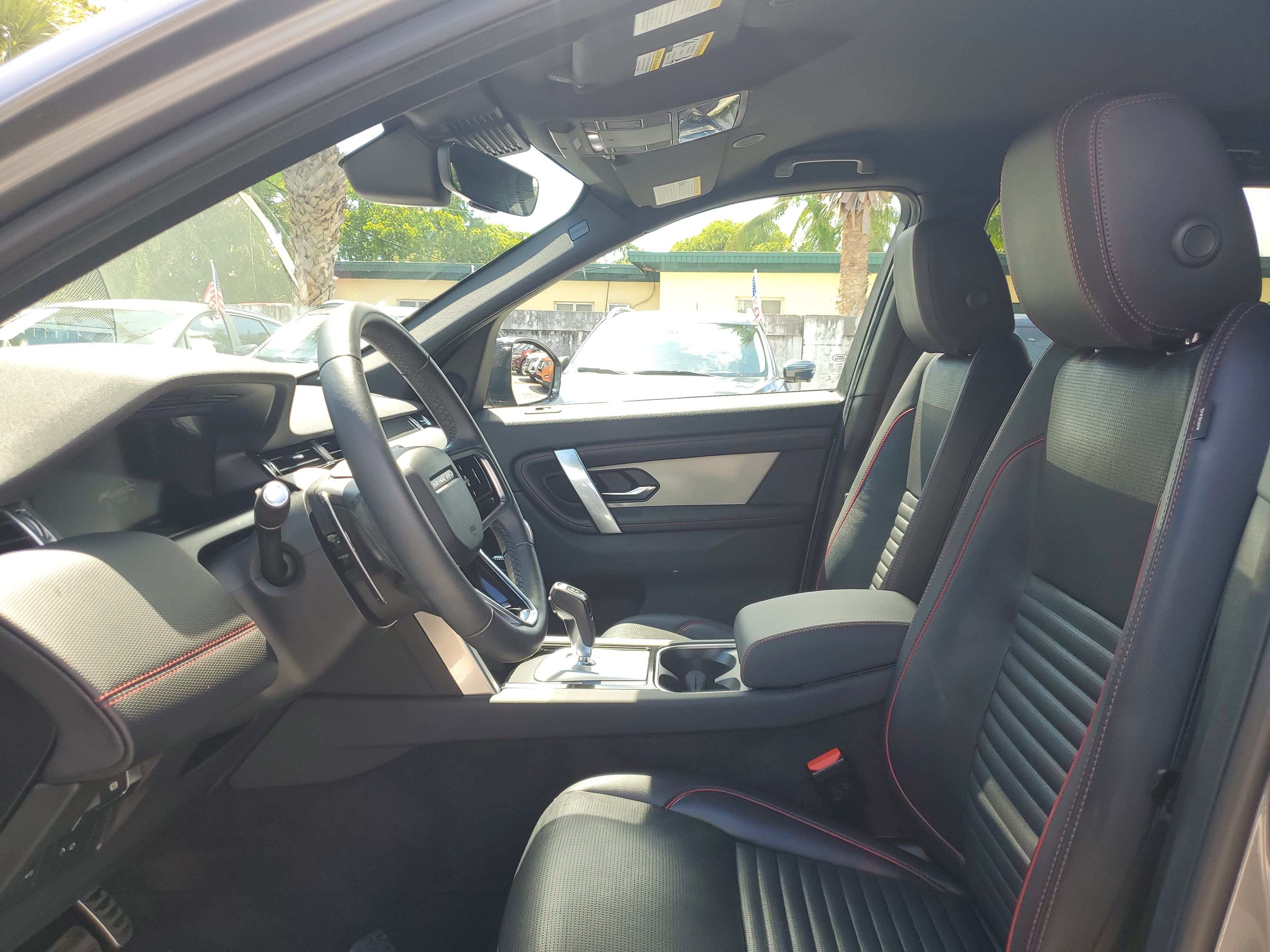 Used 2023 Land Rover Discovery Sport SE R-Dynamic AWD/4WD image 9