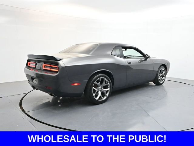 Used 2017 Dodge Challenger SXT RWD image 7