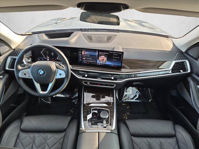 Used 2024 BMW X7 xDrive40i w/ Premium Package AWD/4WD image 19