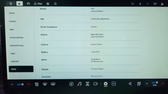 Used 2022 Rivian R1S Launch Edition image 45