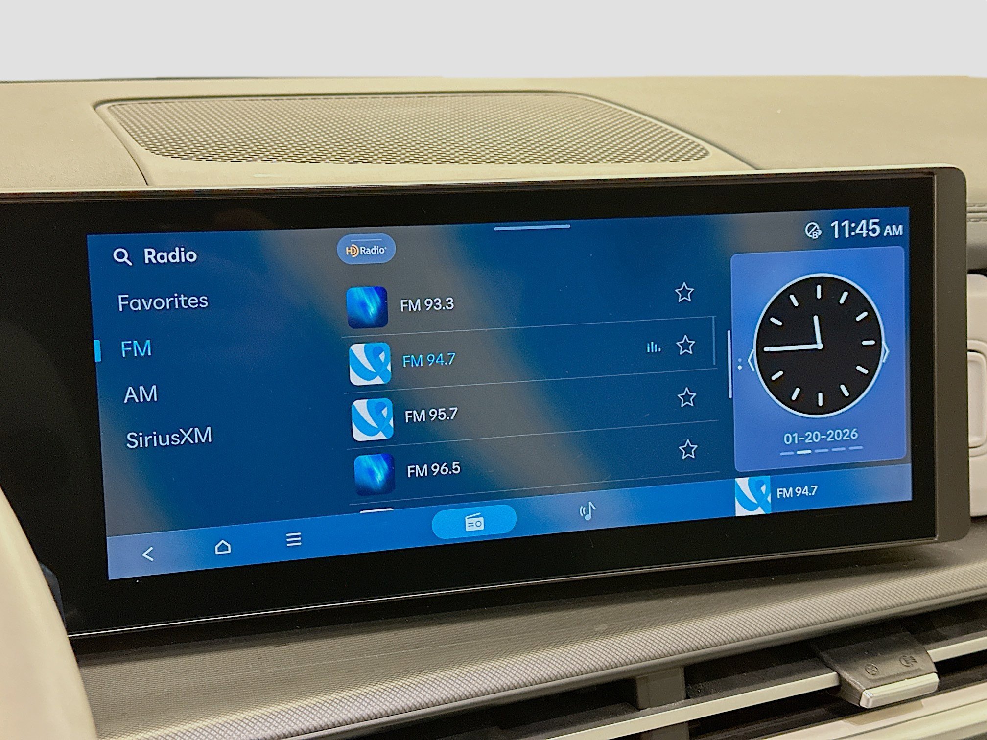 Used 2025 Hyundai Santa Fe SEL image 21