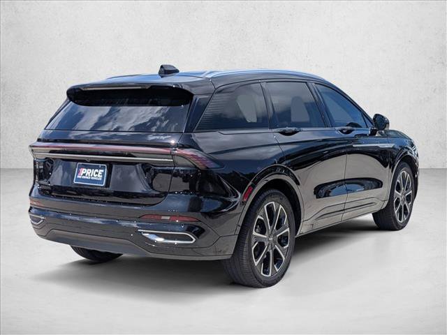 Used 2025 Lincoln Nautilus Reserve AWD/4WD image 5