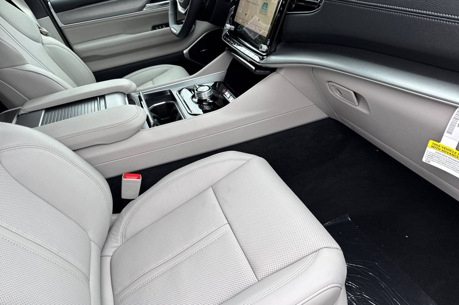 New 2026 Jeep Grand Wagoneer Limited AWD/4WD image 16