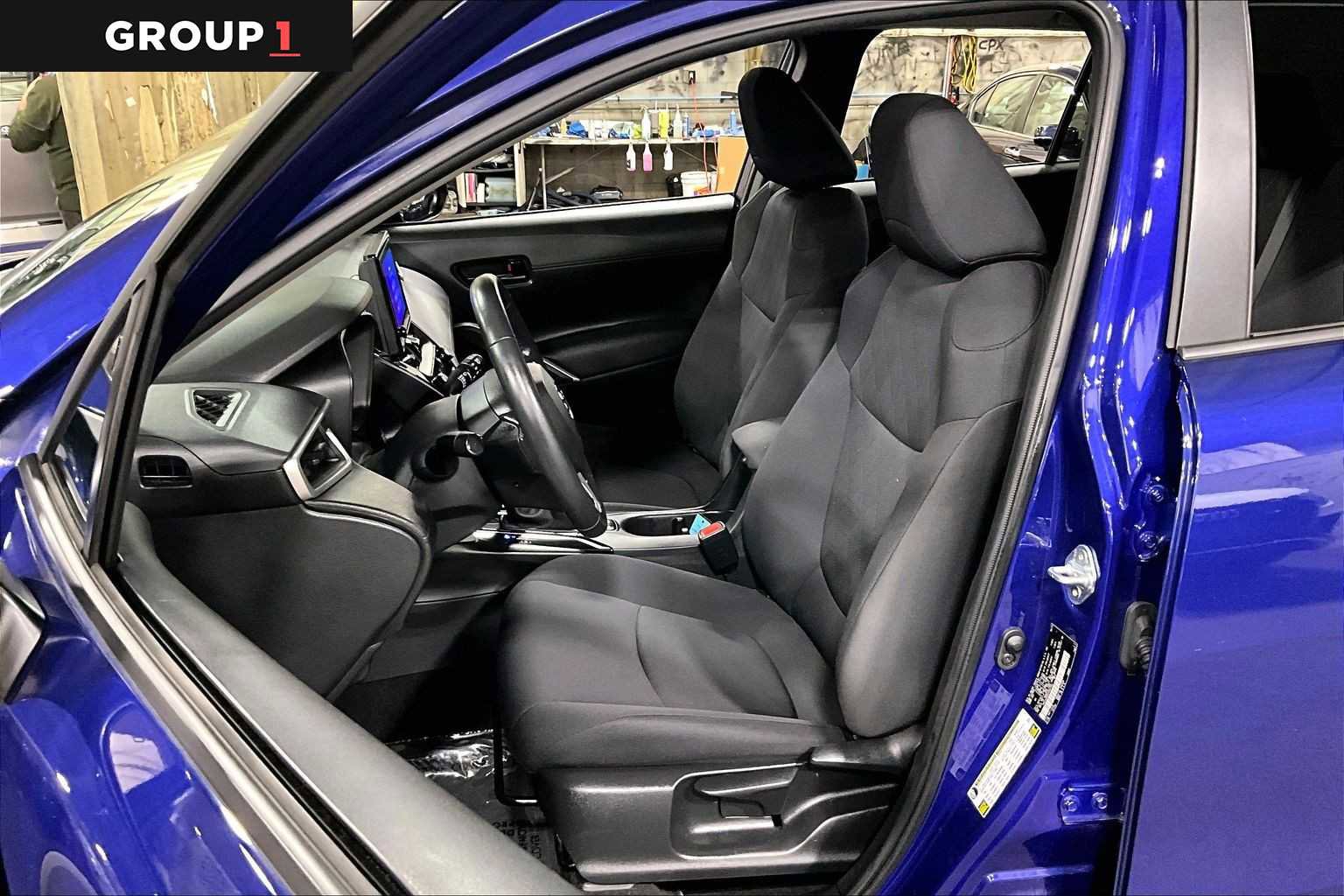 Used 2023 Toyota Corolla Cross LE image 8