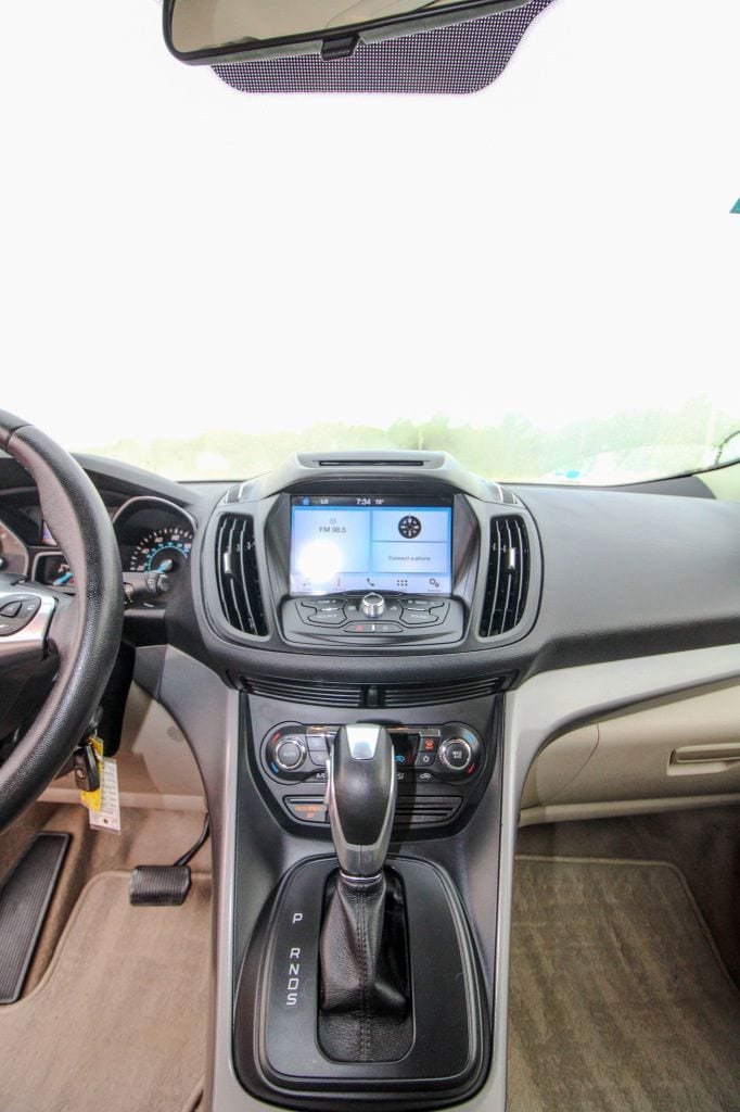 Used 2016 Ford Escape SE w/ SE Leather Comfort Package AWD/4WD image 28