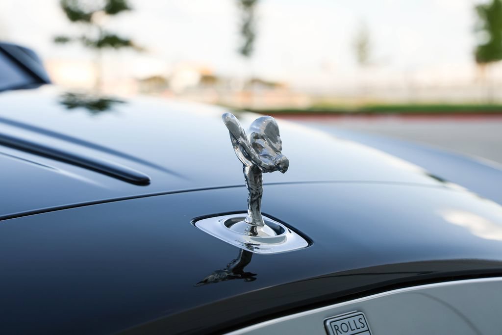 Used 2020 Rolls-Royce Wraith RWD image 23