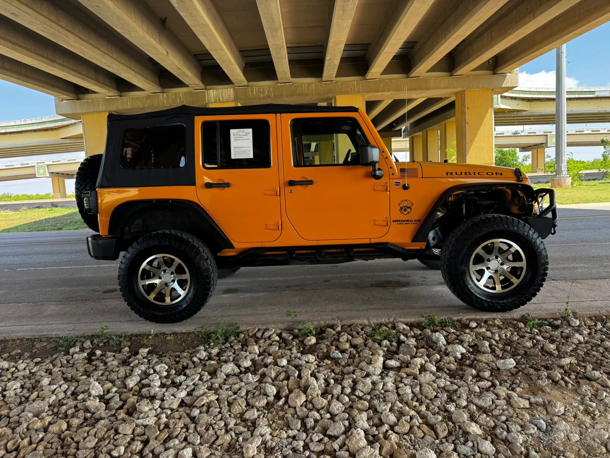 Used 2012 Jeep Wrangler Unlimited Rubicon w/ Dual Top Group image 2
