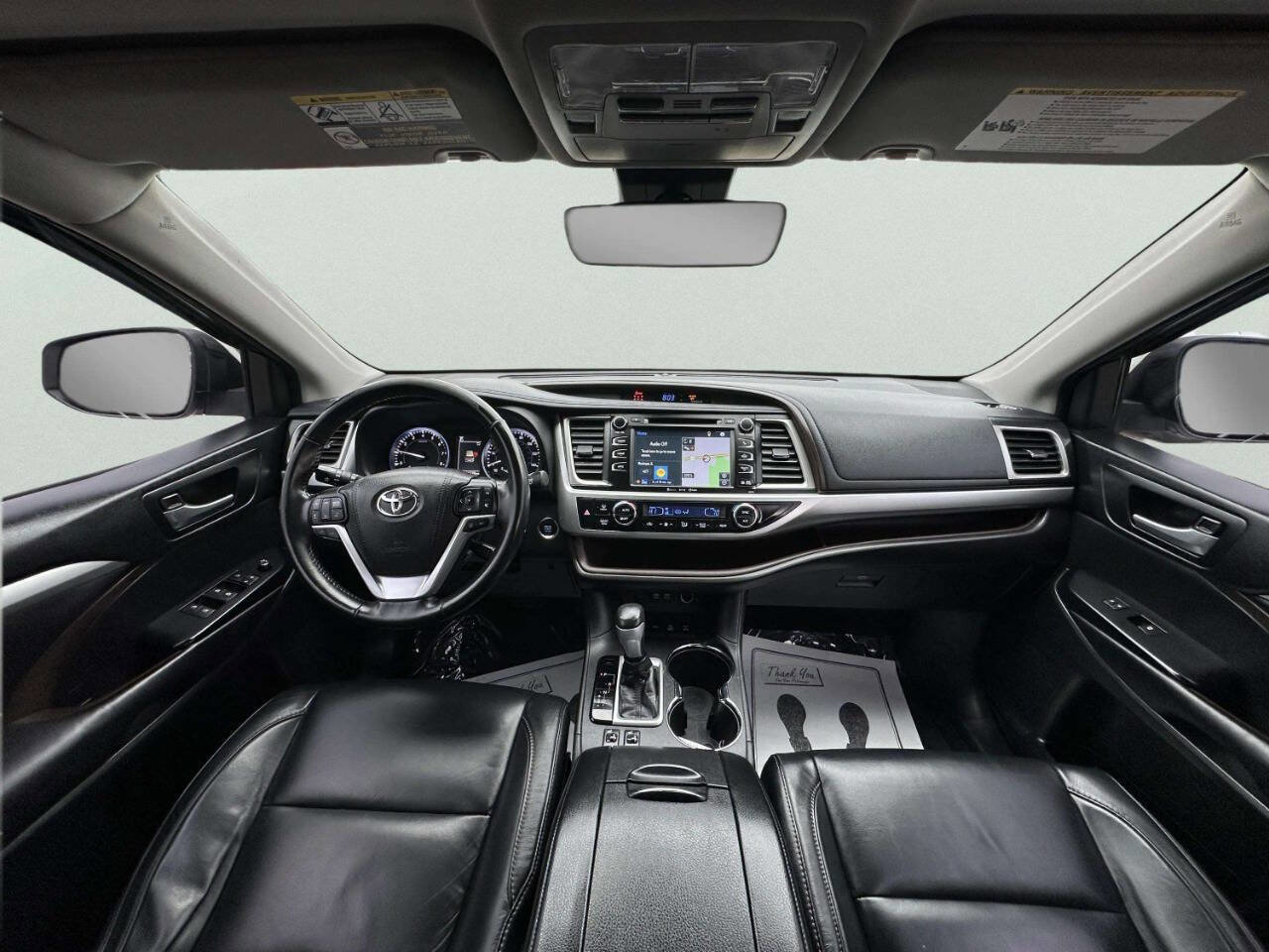 Used 2017 Toyota Highlander XLE image 19