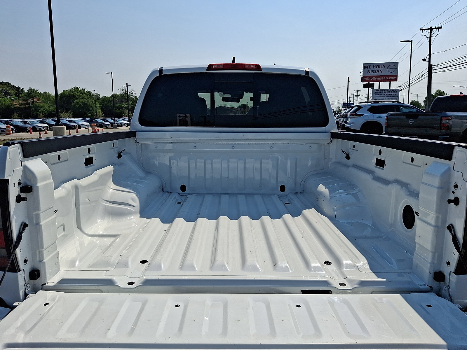 Certified 2023 Nissan Frontier PRO-4X w/ Technology Package AWD/4WD image 29