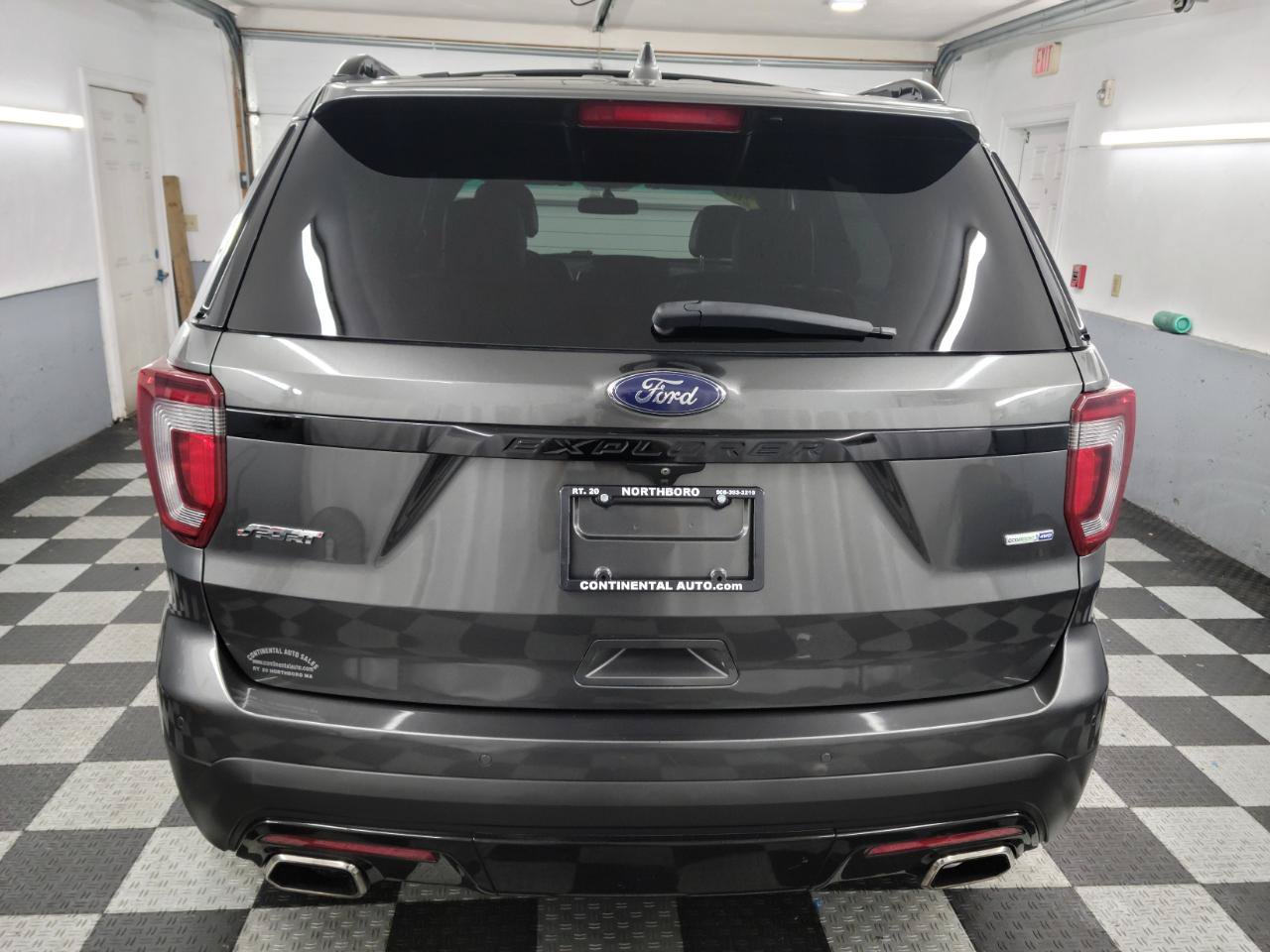 Used 2016 Ford Explorer Sport w/ Equipment Group 401A AWD/4WD image 5