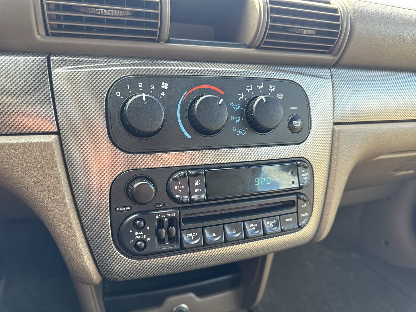 Used 2003 Chrysler Sebring GTC FWD image 24