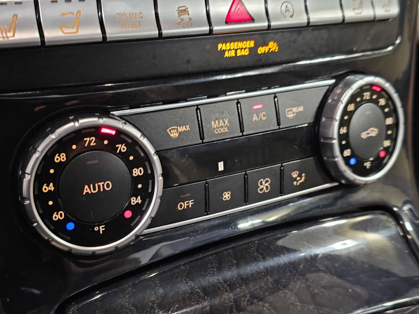 Used 2019 Mercedes-Benz SLC 300 image 17