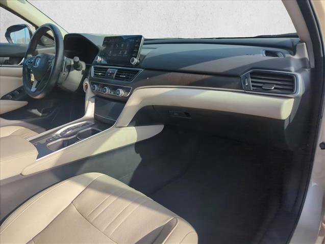 Used 2020 Honda Accord Touring image 27