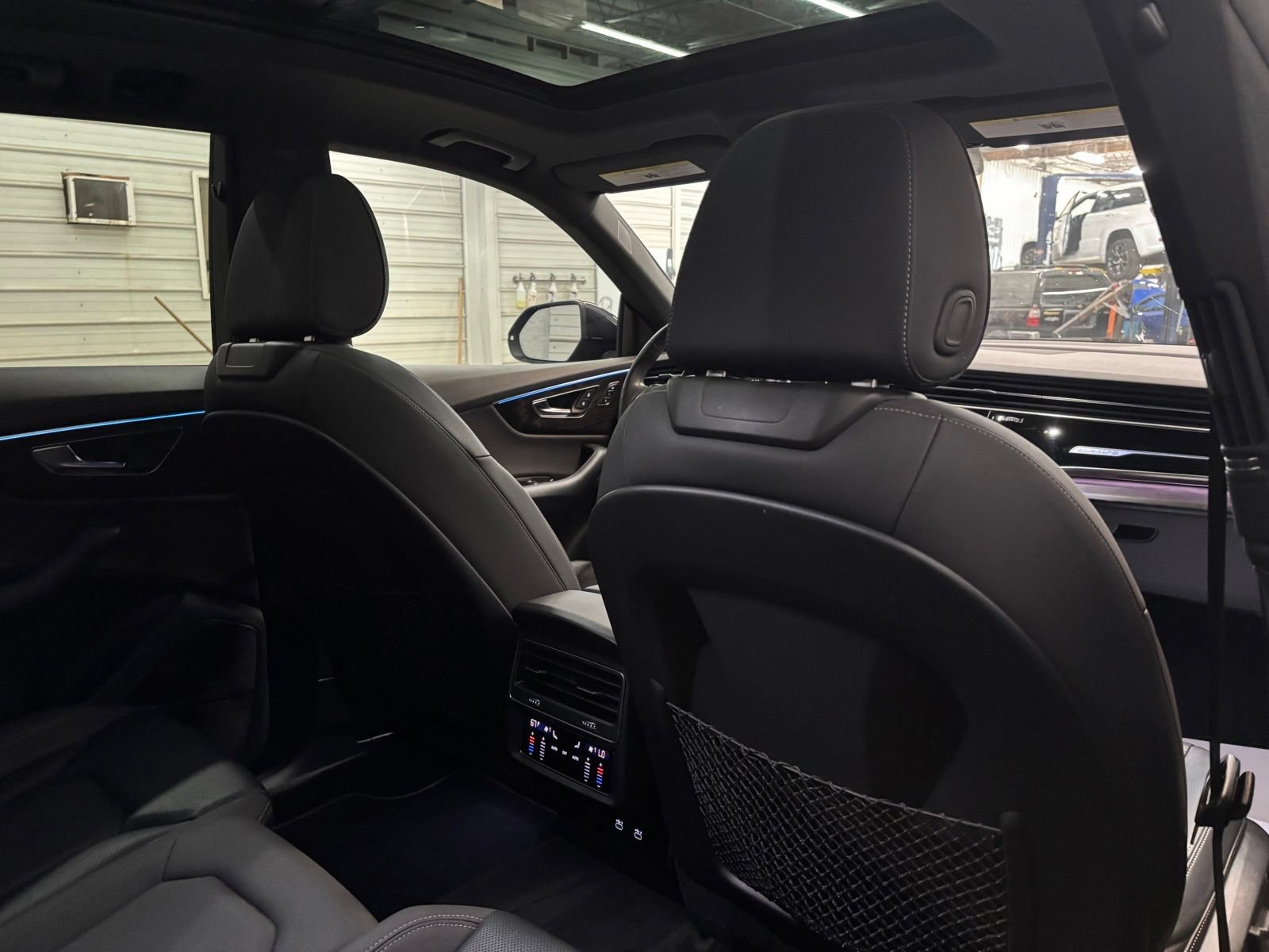 Used 2021 Audi Q8 Premium Plus w/ Premium Plus Package AWD/4WD image 31