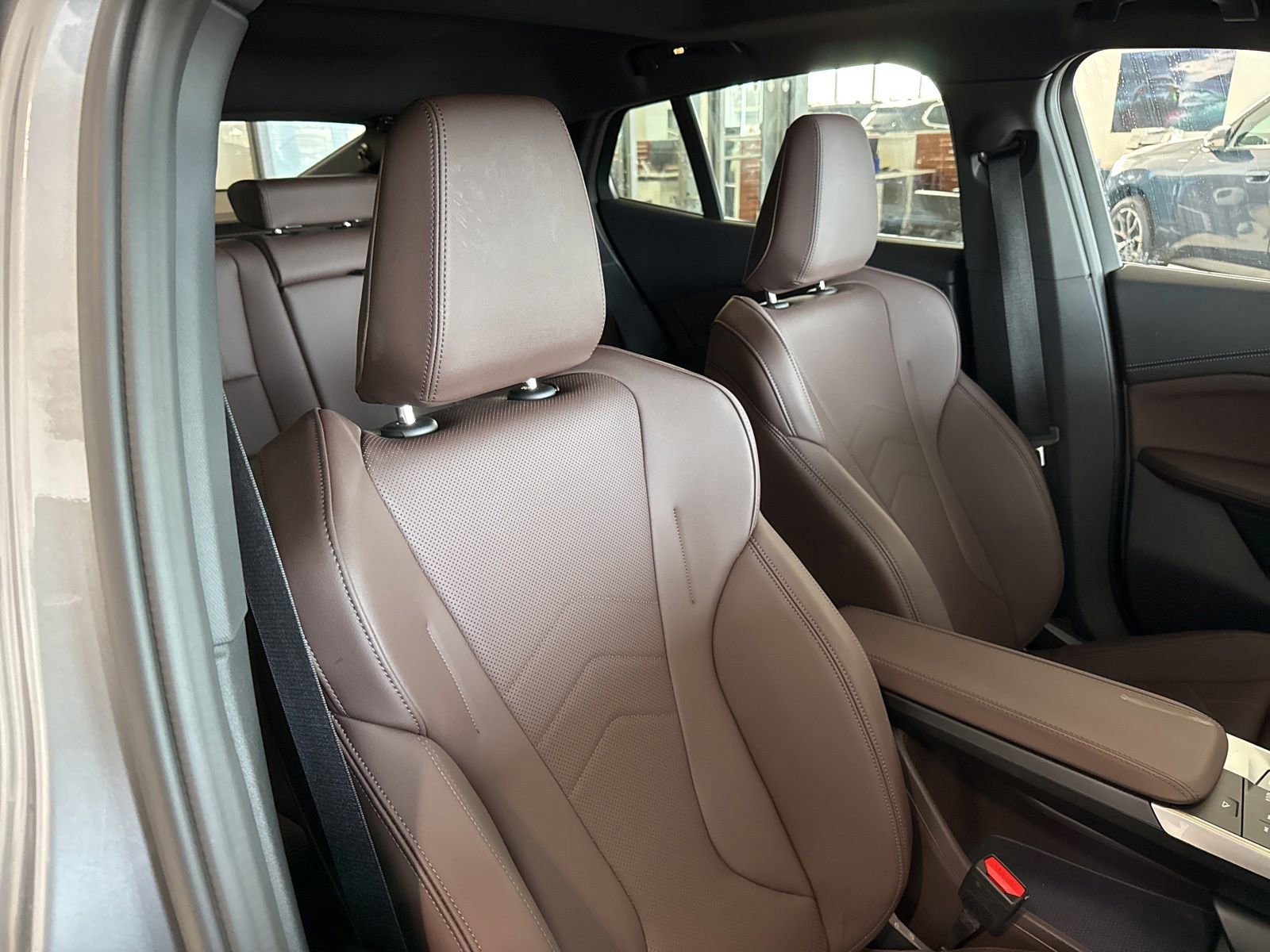 Used 2025 BMW X2 xDrive28i w/ Convenience Package image 32