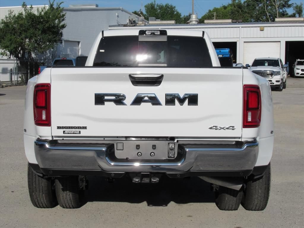 New 2026 RAM 3500 Big Horn AWD/4WD image 6
