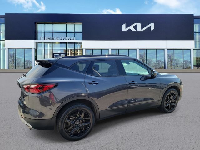 Used 2022 Chevrolet Blazer LT AWD/4WD image 3