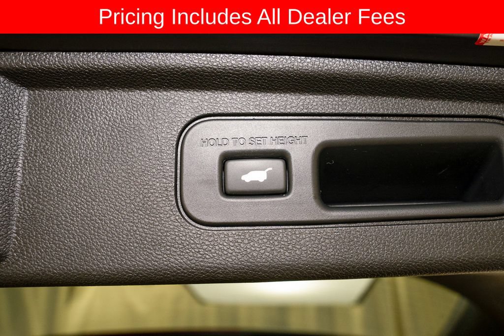 Used 2025 Honda Odyssey Touring image 6