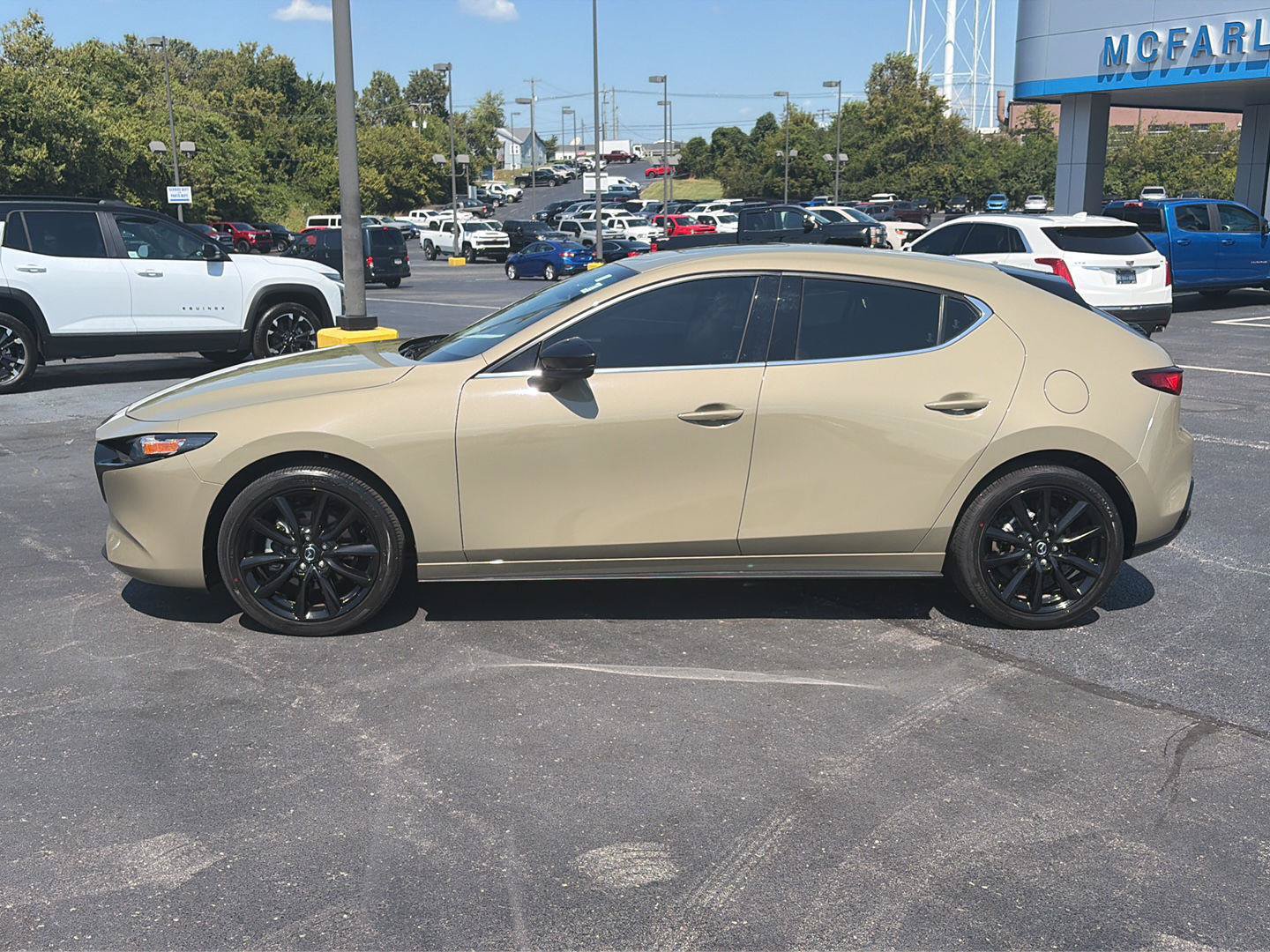 Used 2024 MAZDA MAZDA3 s AWD/4WD image 2
