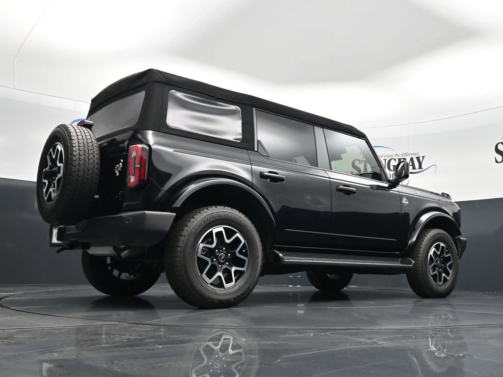 Used 2025 Ford Bronco Outer Banks image 23