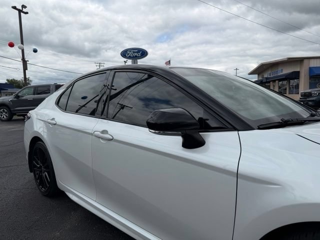 Used 2022 Toyota Camry XSE w/ Cold Weather Package FWD image 10