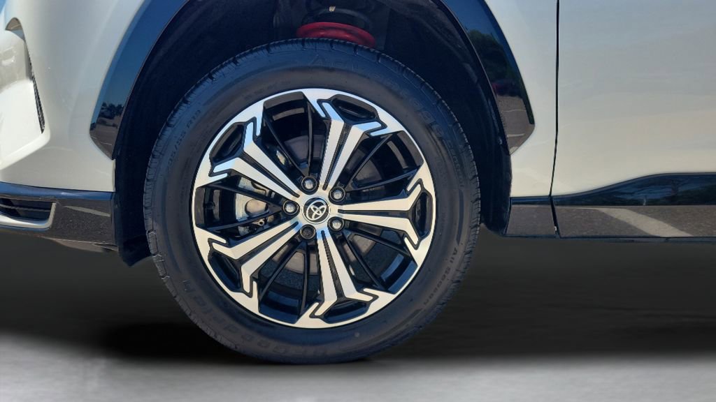 Certified 2021 Toyota RAV4 XSE w/ Weather Package AWD/4WD image 29