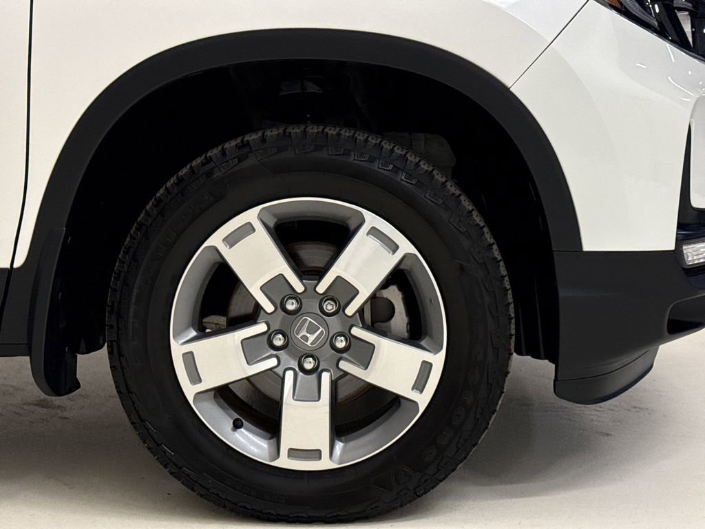 Certified 2025 Honda Ridgeline RTL image 6