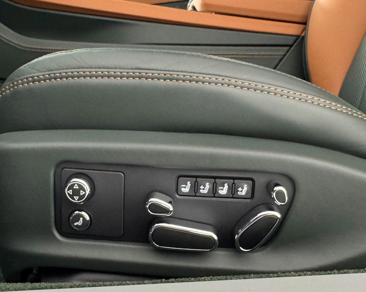 Used 2024 Bentley Continental GT S image 16