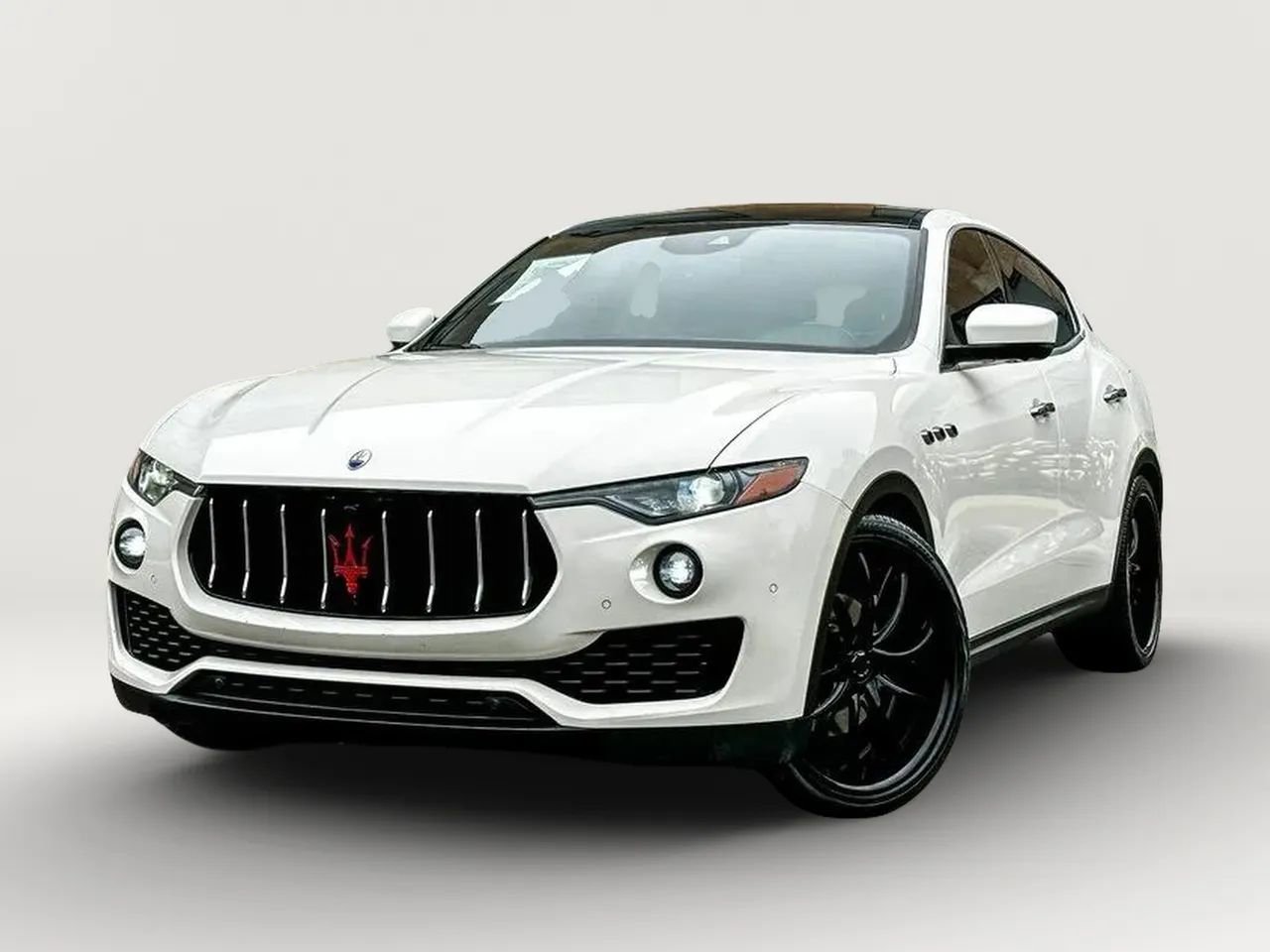 Used 2018 Maserati Levante AWD/4WD image 17