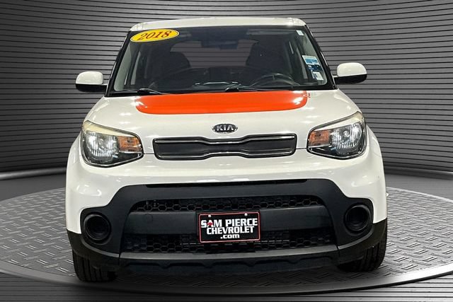 Used 2018 Kia Soul FWD image 2