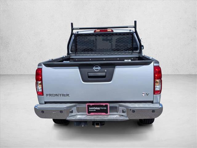 Used 2018 Nissan Frontier SV RWD image 7