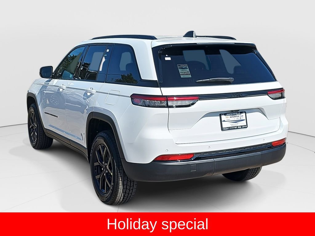 New 2025 Jeep Grand Cherokee Altitude image 5
