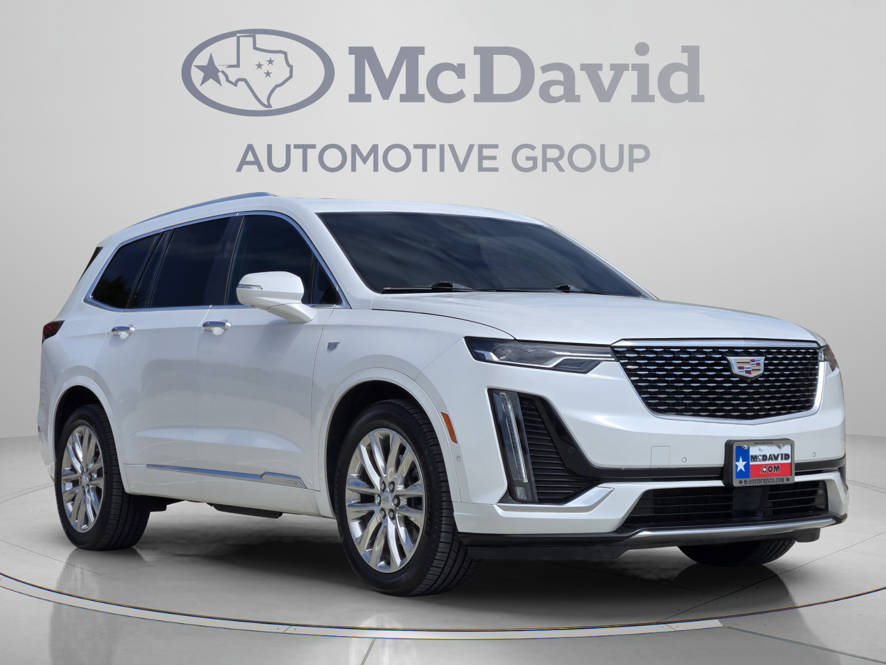 Used 2022 Cadillac XT6 Premium Luxury w/ Technology Package FWD image 7