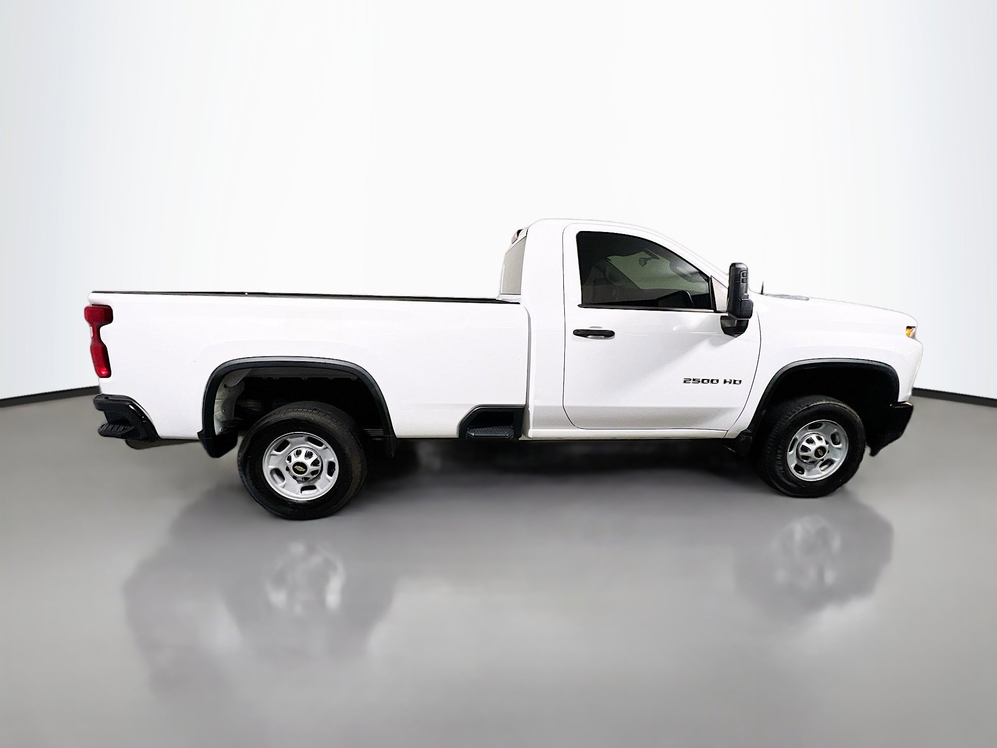 Used 2021 Chevrolet Silverado 2500 W/T RWD image 3