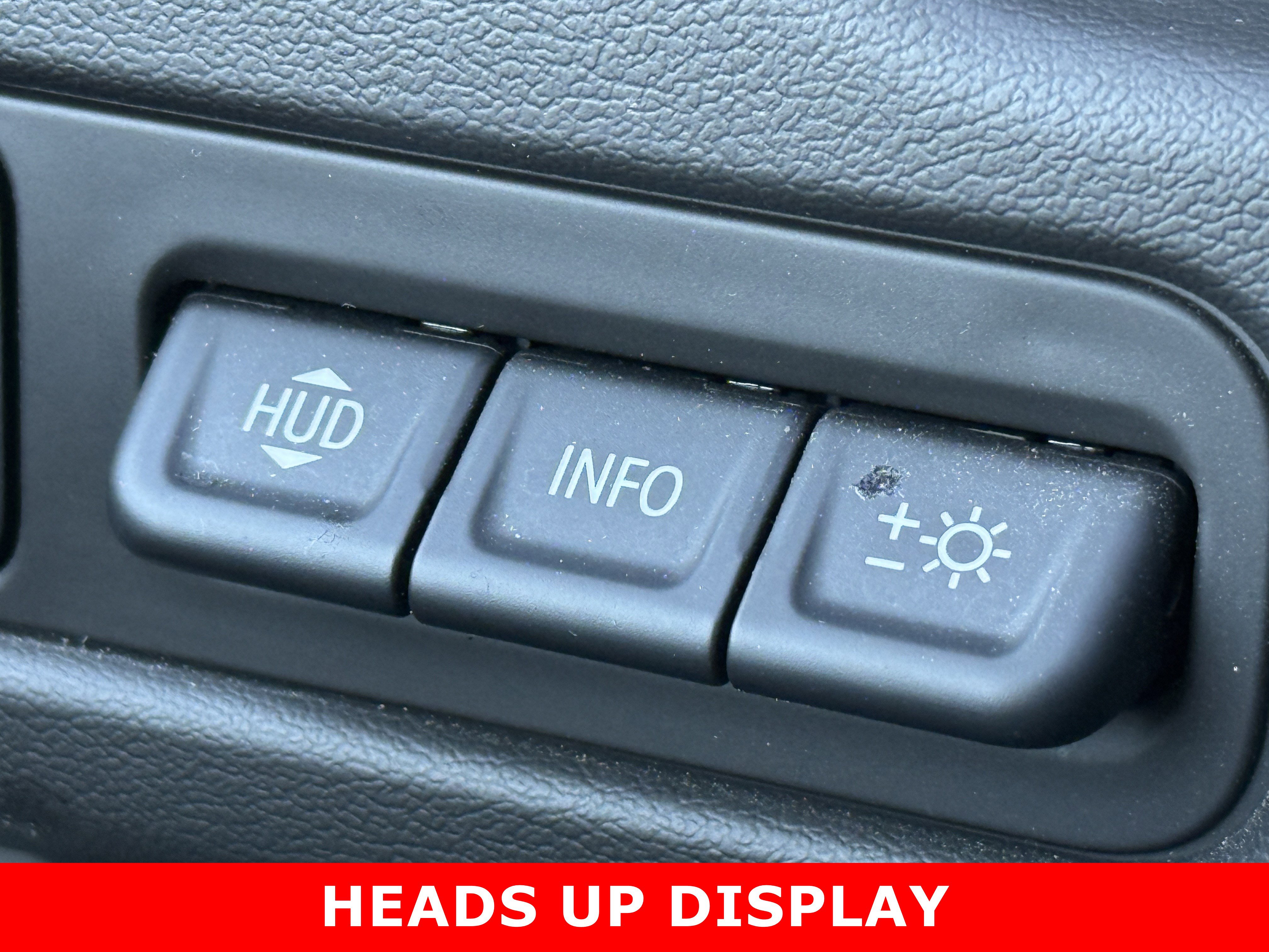 Used 2023 GMC Yukon AT4 w/ AT4 Premium Package image 29