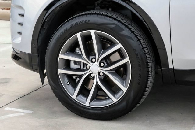 Used 2026 Land Rover Discovery Sport Landmark AWD/4WD image 65