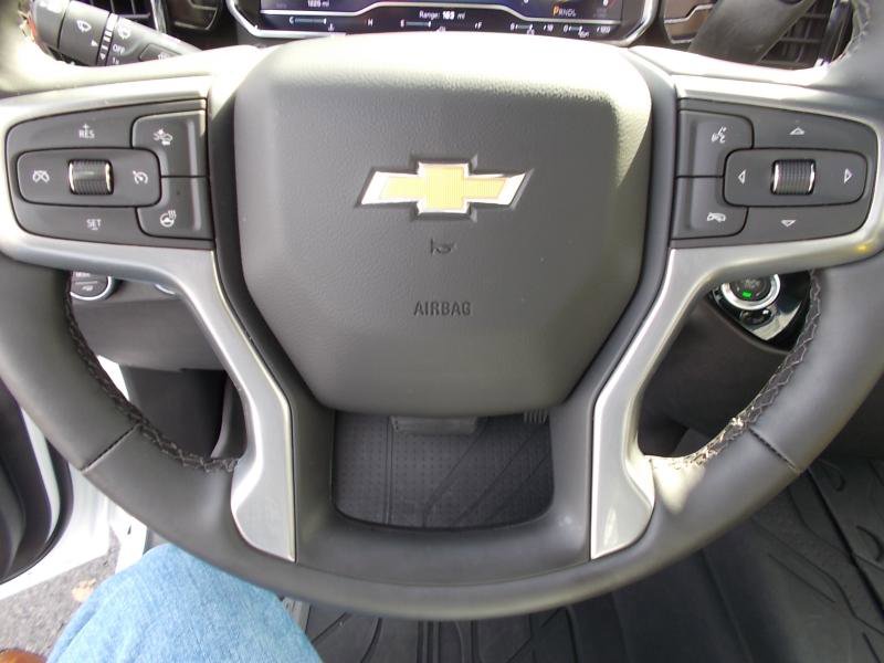 Used 2025 Chevrolet Silverado 2500 LT image 34