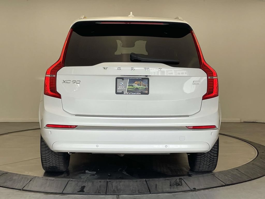 Used 2024 Volvo XC90 T8 Plus w/ Protection Package AWD/4WD image 4