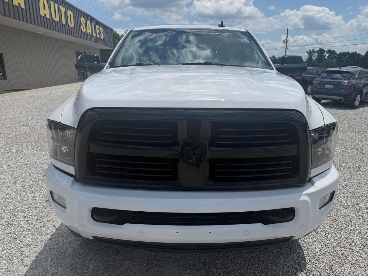 Used 2017 RAM 3500 Big Horn w/ Night Special Edition AWD/4WD image 2