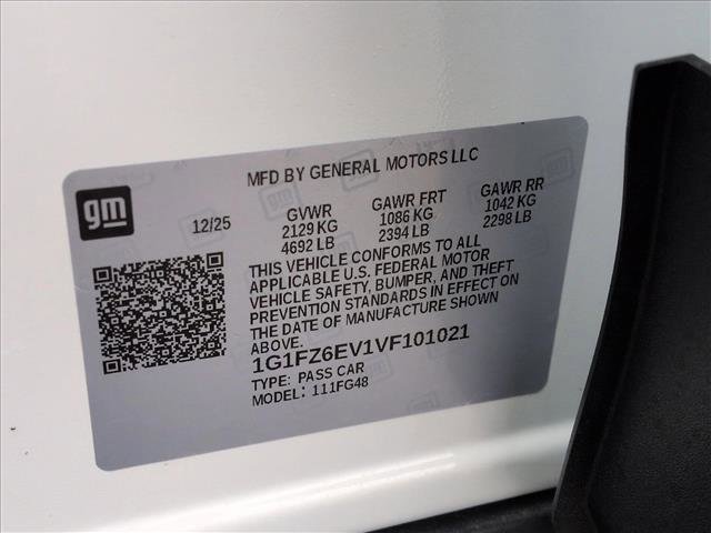New 2027 Chevrolet Bolt RS FWD image 18