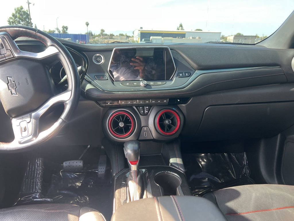 Used 2019 Chevrolet Blazer RS w/ LPO, Cargo Package FWD image 12